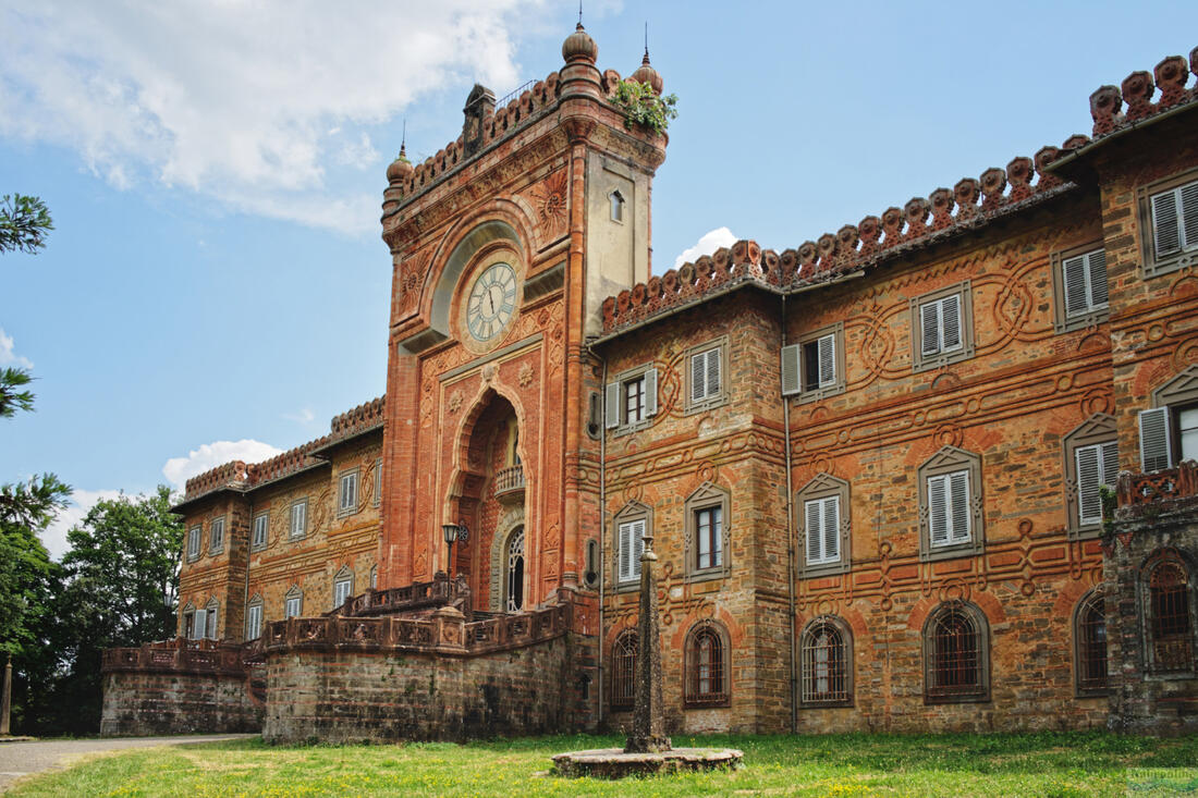 Keleti stílusú kastély Sammezzanóban, Olaszország legjelentősebb ilyen jellegű épülete