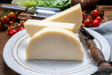 Provolone - tradiční sýr z Kampánie