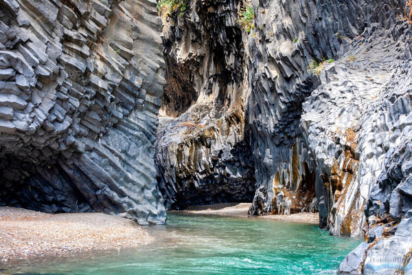 Gole dell'Alcantara, eines der interessantesten Naturphänomene Siziliens