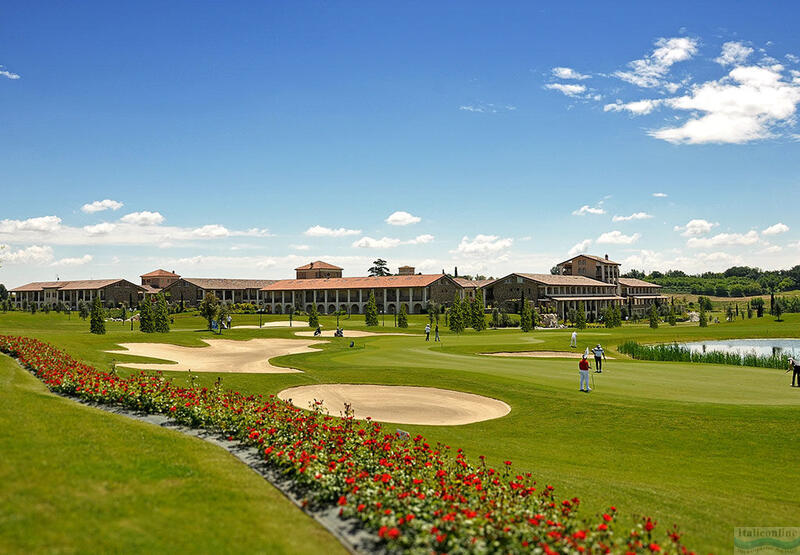 Chevro Golf Hotel