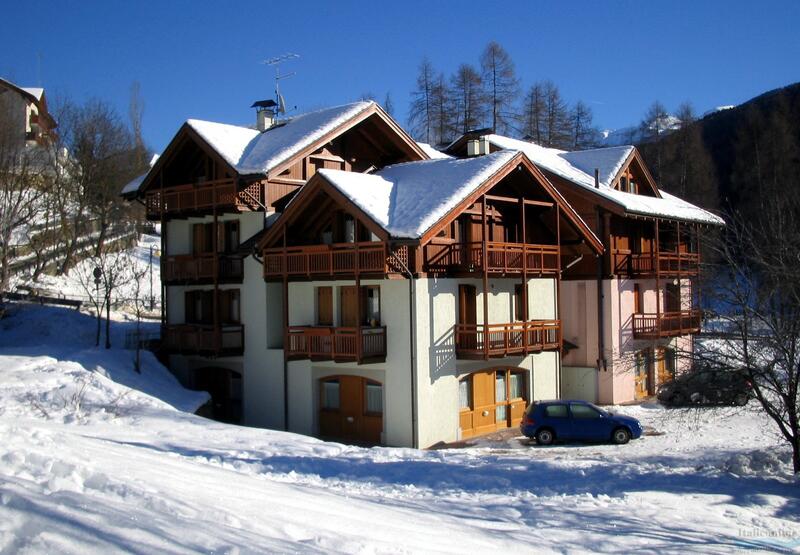 Freeski Piz Aot Family Residence