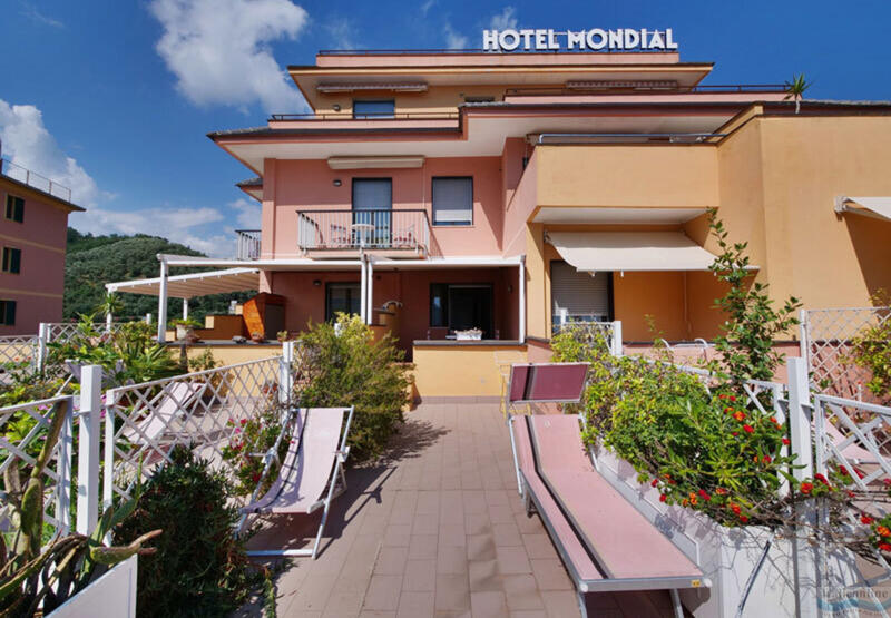 Hotel Mondial