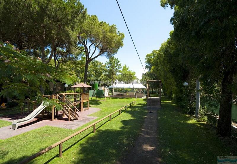 Villaggio Camping Baia Domizia